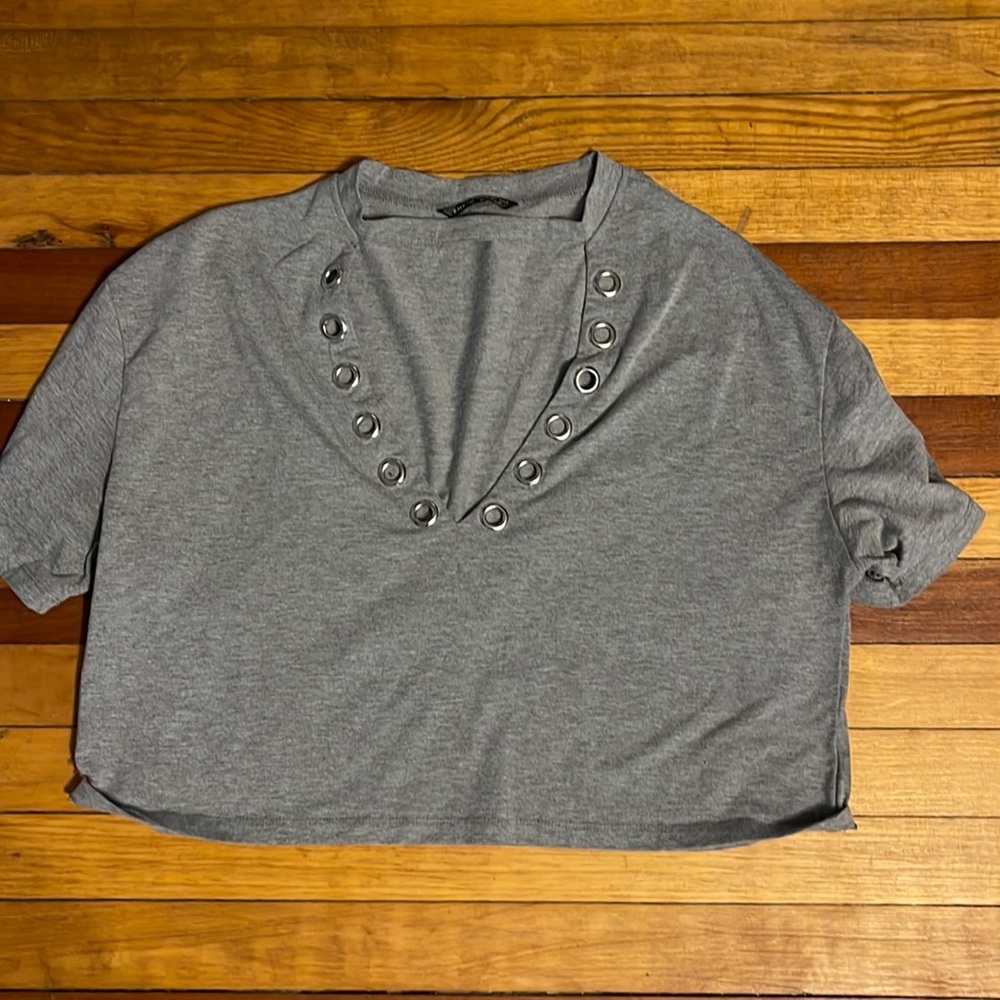 Grey Tshirt crop top
